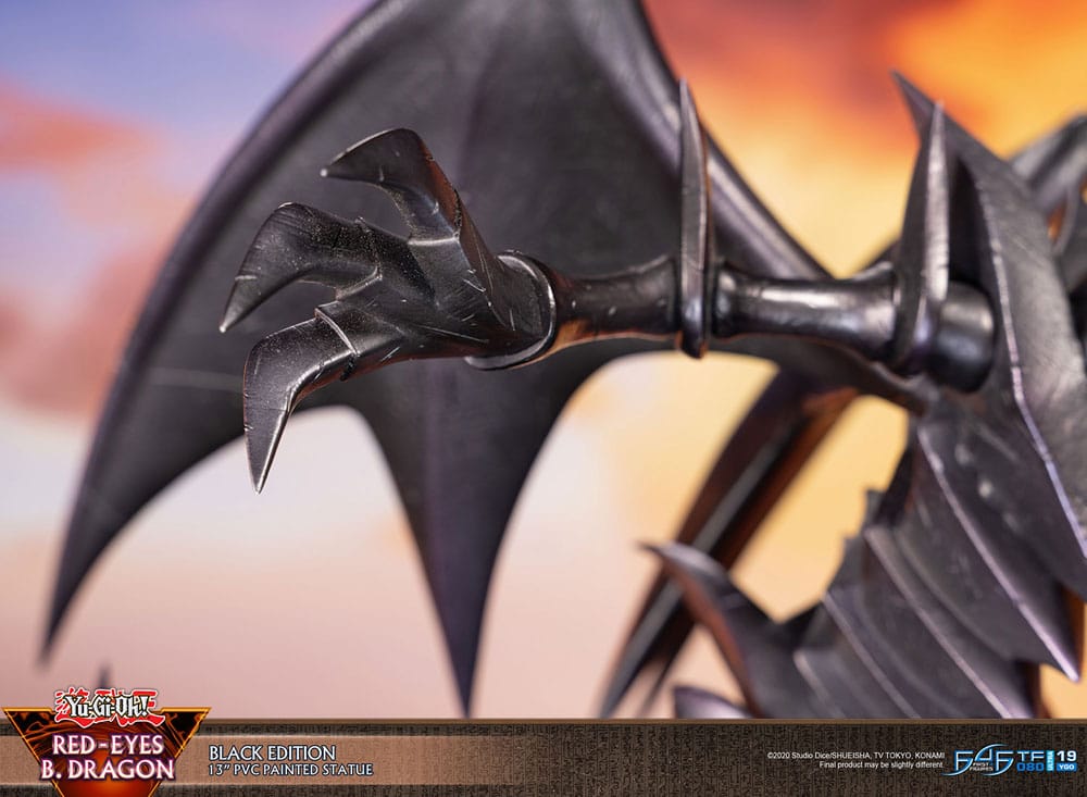 First 4 Figures Yu-Gi-Oh! Red-Eyes B. Dragon Black Colour Statue - Beschädigte Verpackung