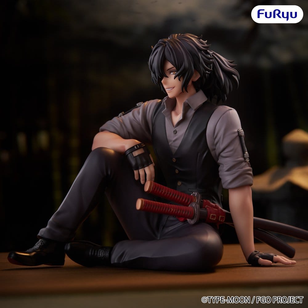 Furyu Fate/Grand Order Assassin Izou Okada Awesome Dapper Suit Noodle Stopper Figur