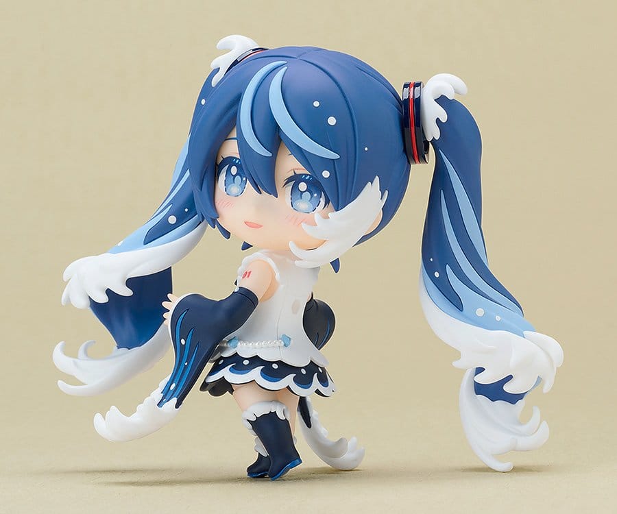 Good Smile Company Character Vocal Series 01 Hatsune Miku Katsushika Hokusai Collaboration Ver. (Rella) Nendoroid
