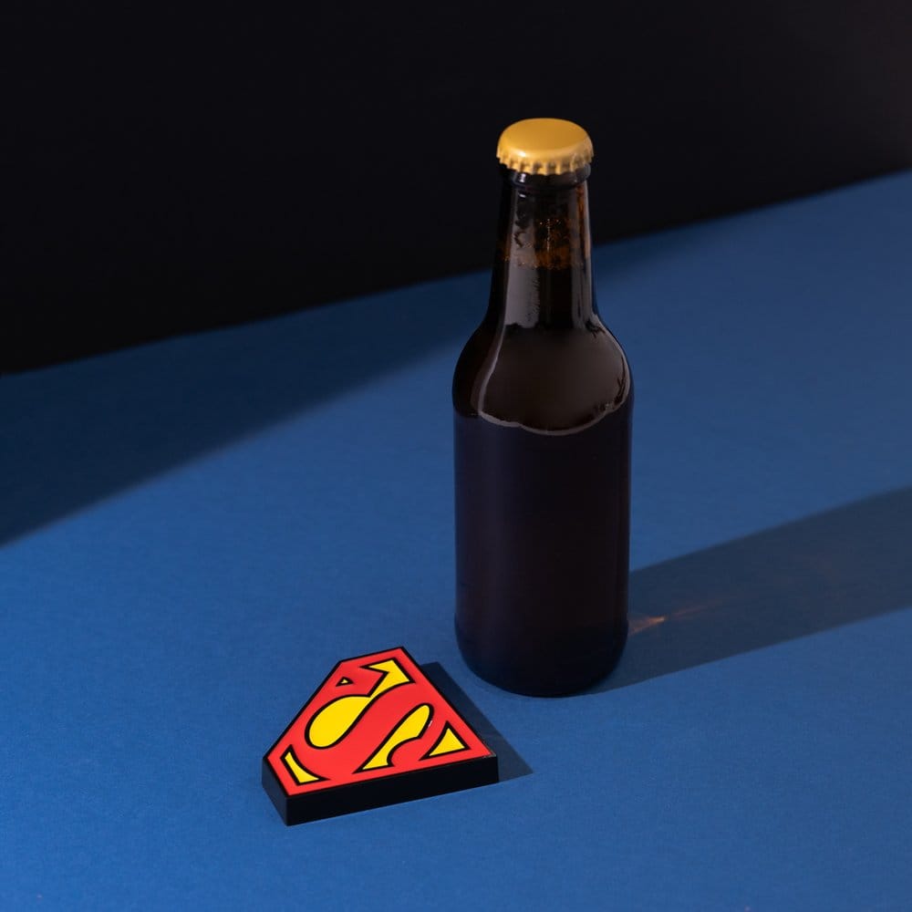 Grupo Erik DC Comics Superman Magnet mit Flaschenöffner