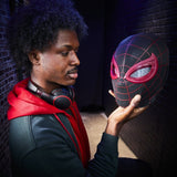 Hasbro Spider-Man Miles Morales Marvel Legends Elektronische Maske mit Fernbedienung