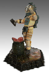 Hollywood Collectibles Group Alien Officer Kane 1/4 Statue