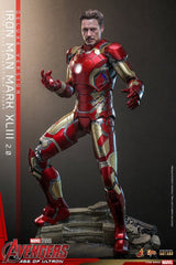 Hot Toys Avengers: Age of Ultron Movie Masterpiece Diecast Actionfigur 1/6 Iron Man Mark XLIII (2.0) (Deluxe Version)