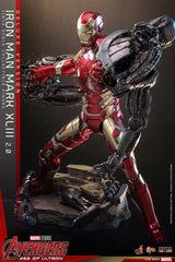Hot Toys Avengers: Age of Ultron Movie Masterpiece Diecast Actionfigur 1/6 Iron Man Mark XLIII (2.0) (Deluxe Version)