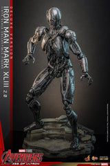 Hot Toys Avengers: Age of Ultron Movie Masterpiece Diecast Actionfigur 1/6 Iron Man Mark XLIII (2.0) (Deluxe Version)