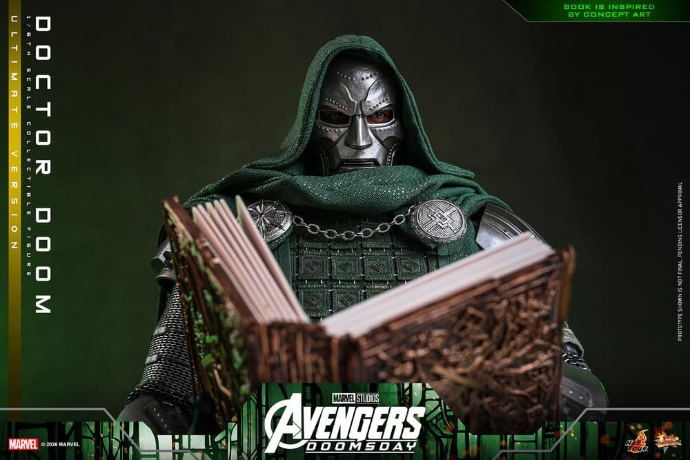 Hot Toys Avengers Marvel Doctor Doom Ultimate Version 1/6 Actionfigur