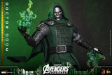 Hot Toys Avengers Marvel Doctor Doom Ultimate Version 1/6 Actionfigur
