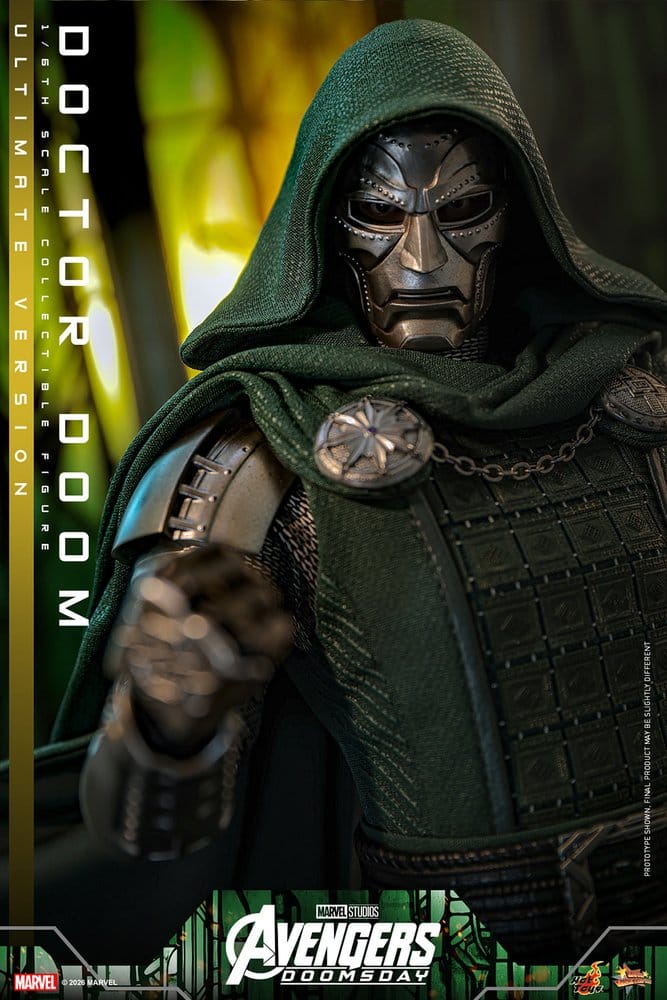 Hot Toys Avengers Marvel Doctor Doom Ultimate Version 1/6 Actionfigur