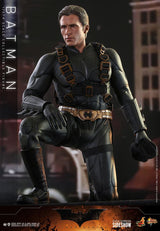 Hot Toys Batman Begins Batman 1/6 Actionfigur