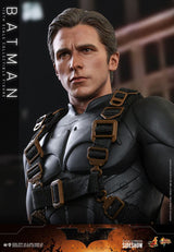 Hot Toys Batman Begins Batman 1/6 Actionfigur