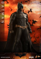 Hot Toys Batman Begins Batman 1/6 Actionfigur
