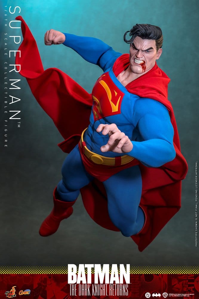 Hot Toys Batman: The Dark Knight Returns Comic Masterpiece Actionfigur 1/6 Superman 34 cm