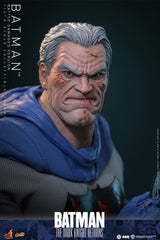 Hot Toys Batman: The Dark Knight Returns Comic Masterpiece Actionfigur 1/6 Batman (Battle Damaged Version) 32 cm