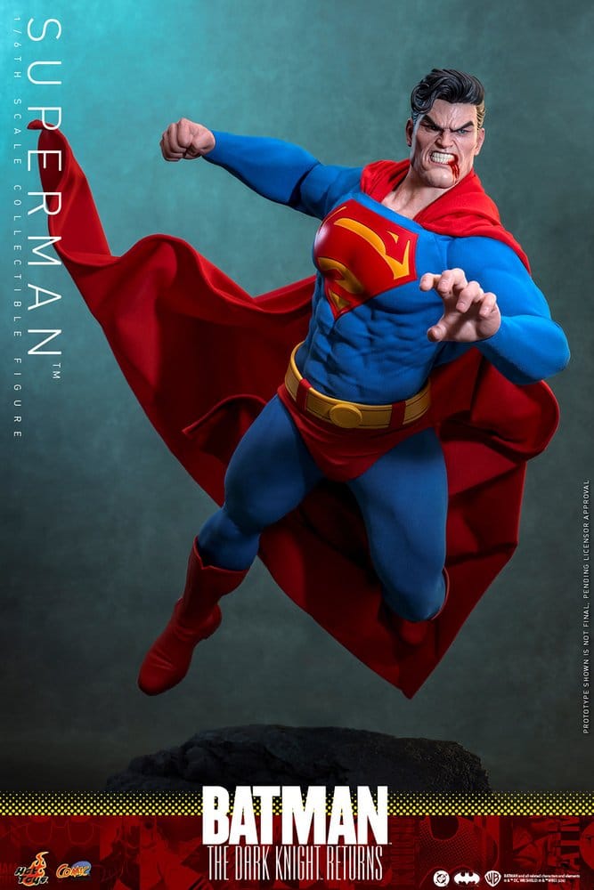 Hot Toys Batman: The Dark Knight Returns Comic Masterpiece Actionfigur 1/6 Superman 34 cm