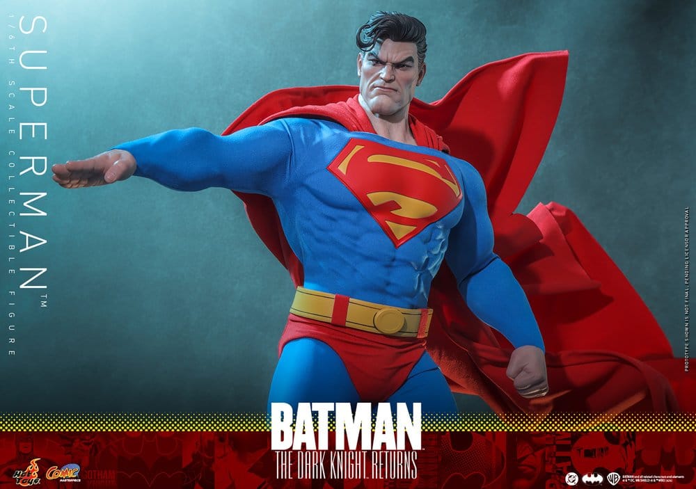 Hot Toys DC Comics Superman aus Batman The Dark Knight Returns 1/6 Actionfigur
