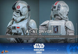 Hot Toys Star Wars Movie Masterpiece Imperial Remnant AT-AT Driver 1/6 Actionfigur