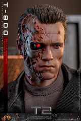 Hot Toys Terminator 2 T-800 Battle Damaged Version 2.0 1/6 Actionfigur