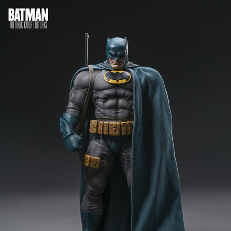 INART Batman The Dark Knight Returns Blue Suit 1/12 Actionfigur