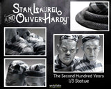 Infinite Statue / Kaustic Plastik Stan Laurel & Oliver Hardy 1/3 Statue