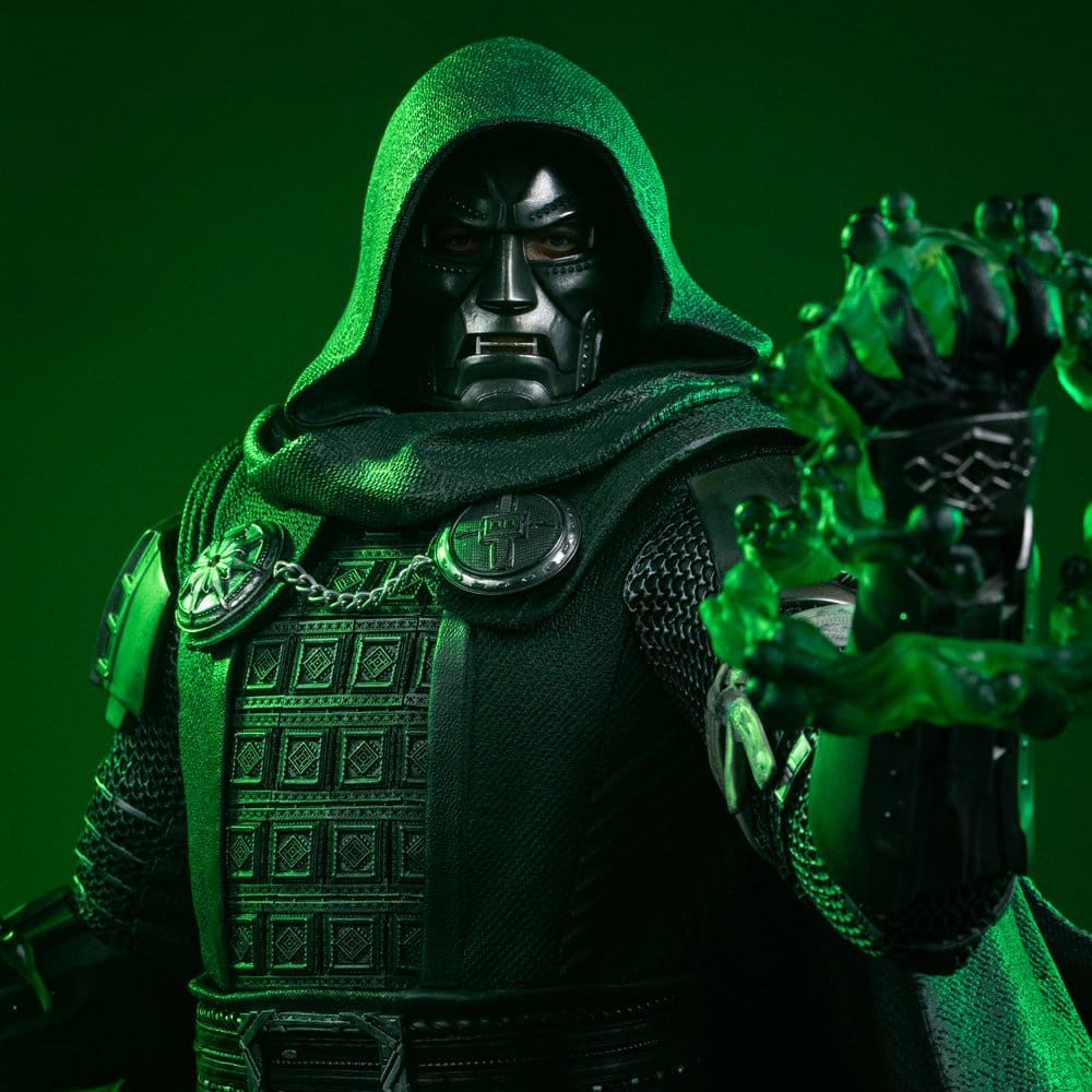 Iron Studios Avengers Doomsday Doctor Doom Legacy Replica 1/4 Statue