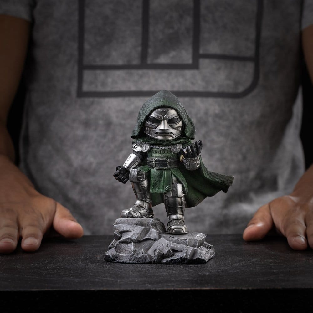 Iron Studios Avengers Doomsday Doctor Doom MiniCo Statue