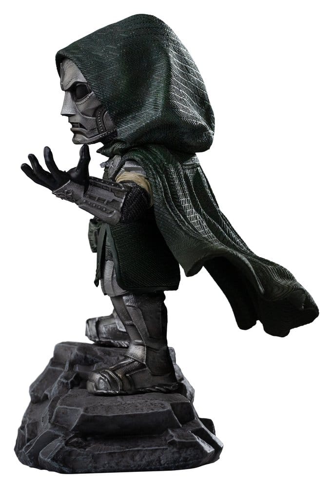 Iron Studios Avengers Doomsday Doctor Doom MiniCo Statue