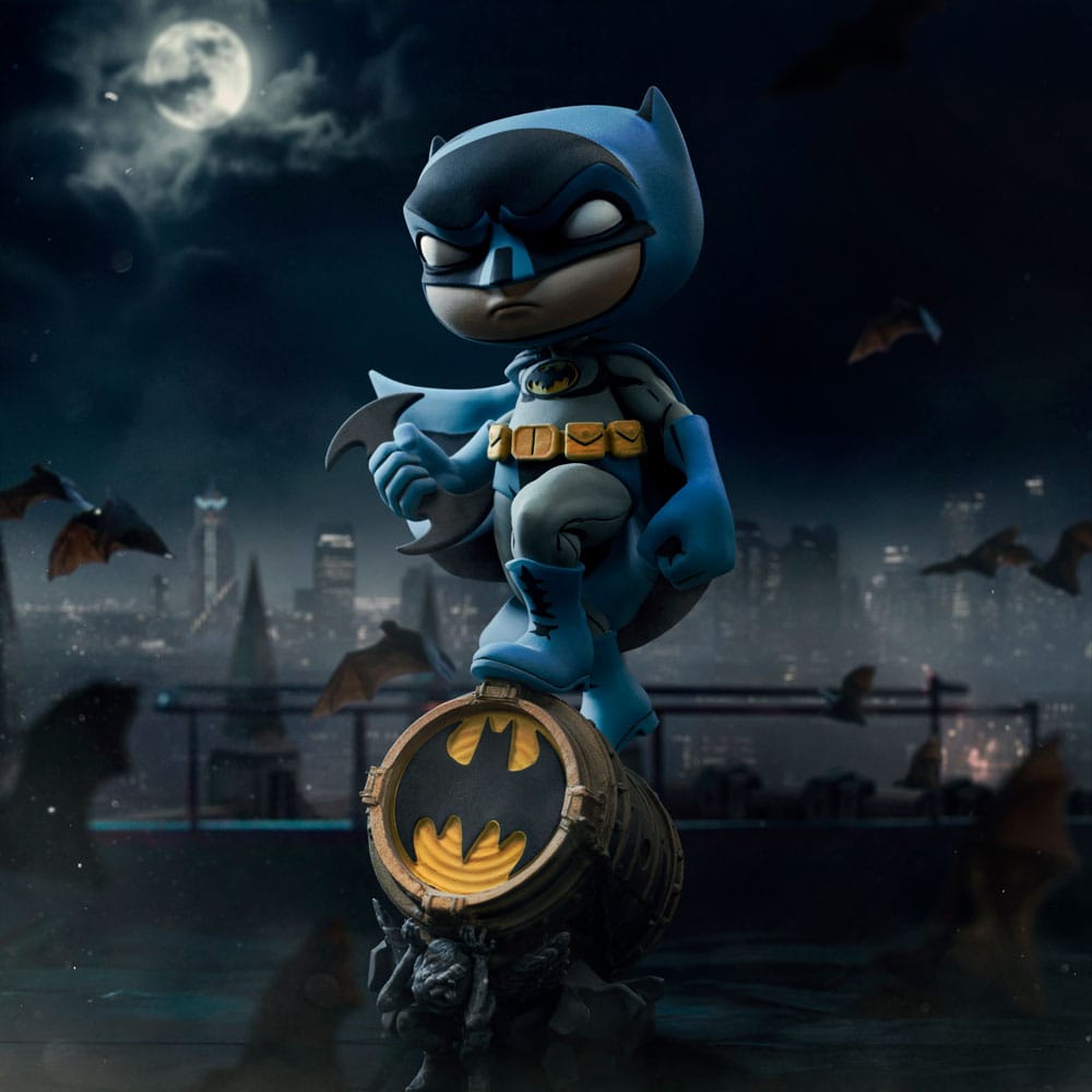 Iron Studios Batman Mini Co. Batman on Bat-Signal Blue Variant PVC Figur