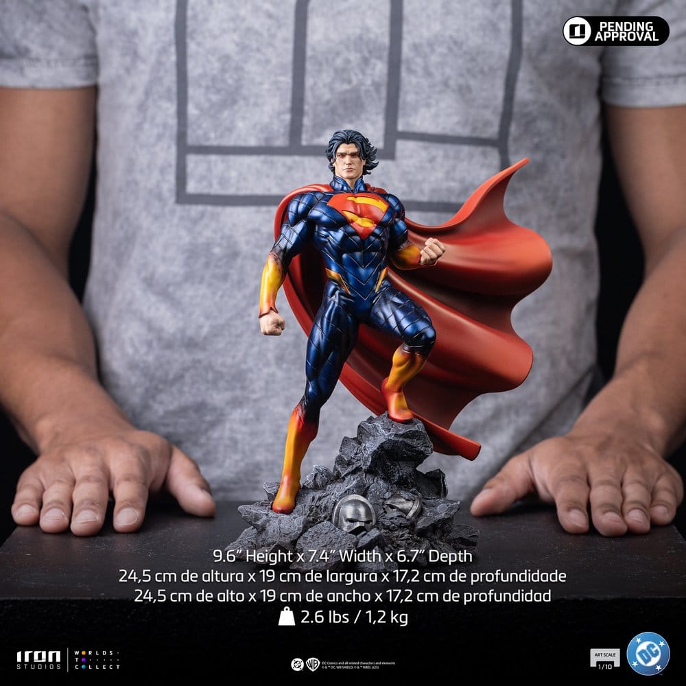 Iron Studios DC Comics Art Scale Superman Absolute 1/10 Statue.