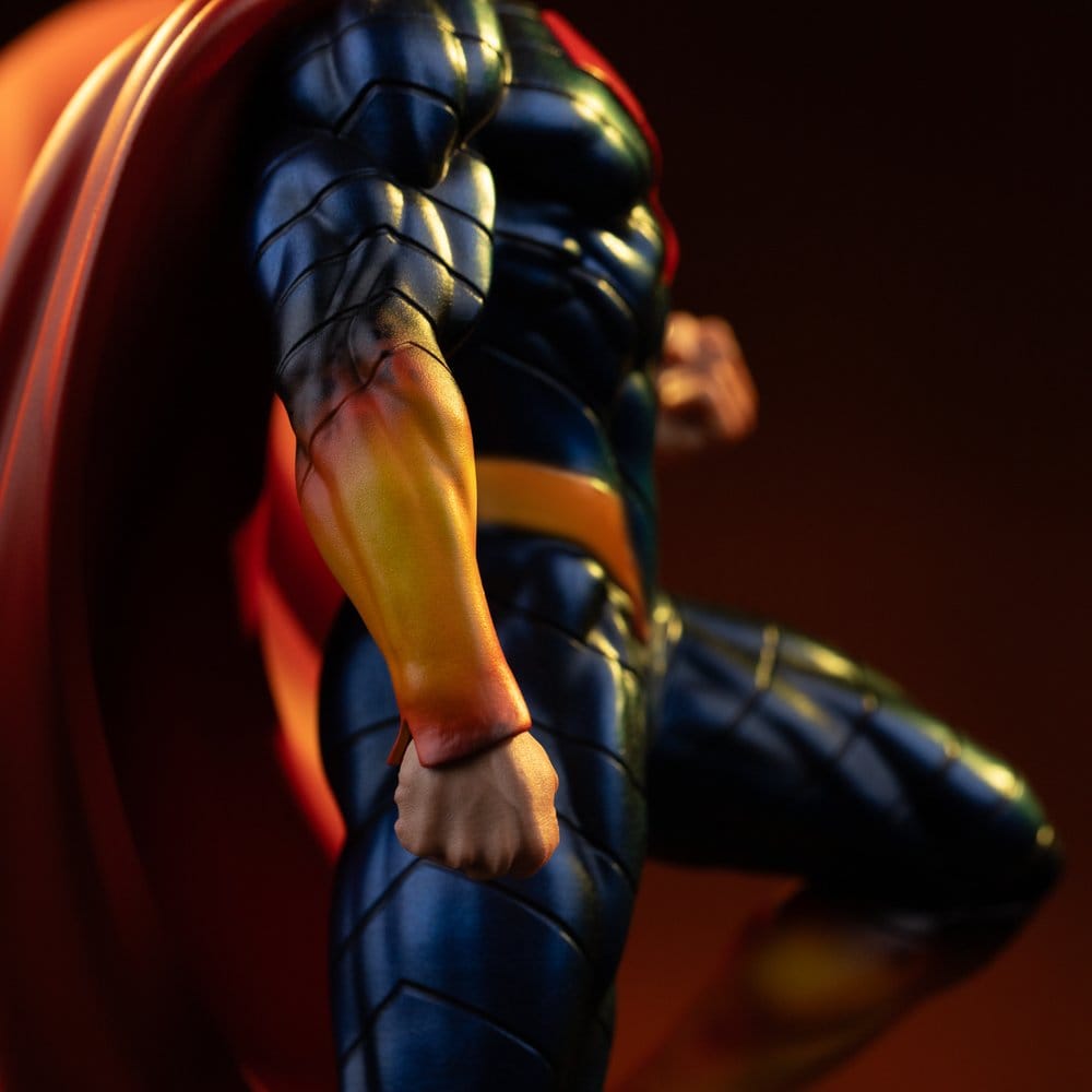 Iron Studios DC Comics Art Scale Superman Absolute 1/10 Statue.