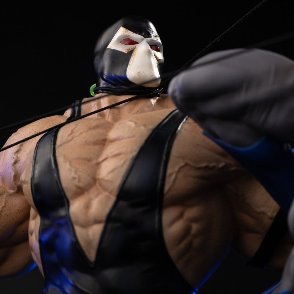 Iron Studios DC Comics Batman vs Bane 1/10 Diorama Statue