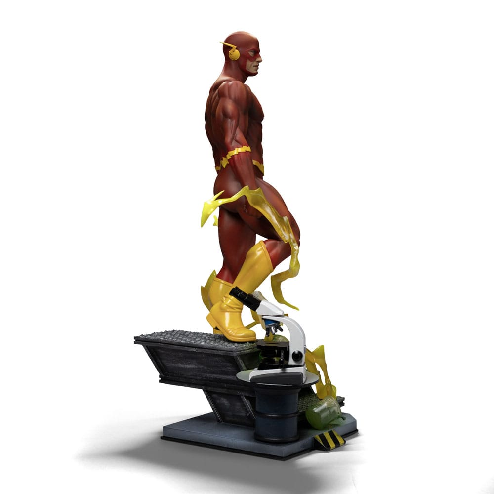 Iron Studios DC Comics Legacy Replica Flash 1/4 Statue