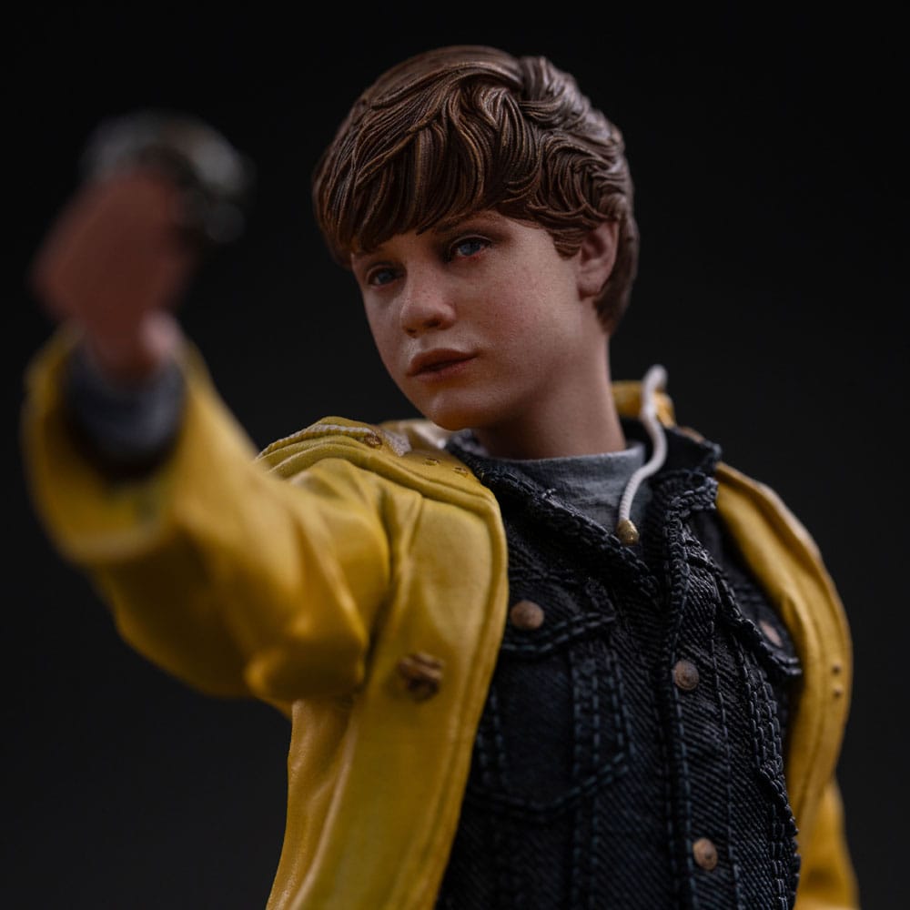 Iron Studios Die Goonies Mikey Walsh (40th anniversary) 1/10 Art Scale Statue