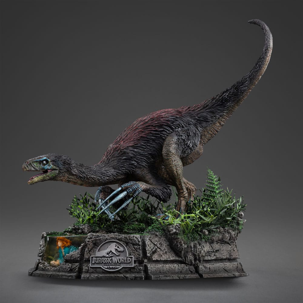 Iron Studios Jurassic World Dominion Therizinosaurus 1/20 Demi Art Scale Statue
