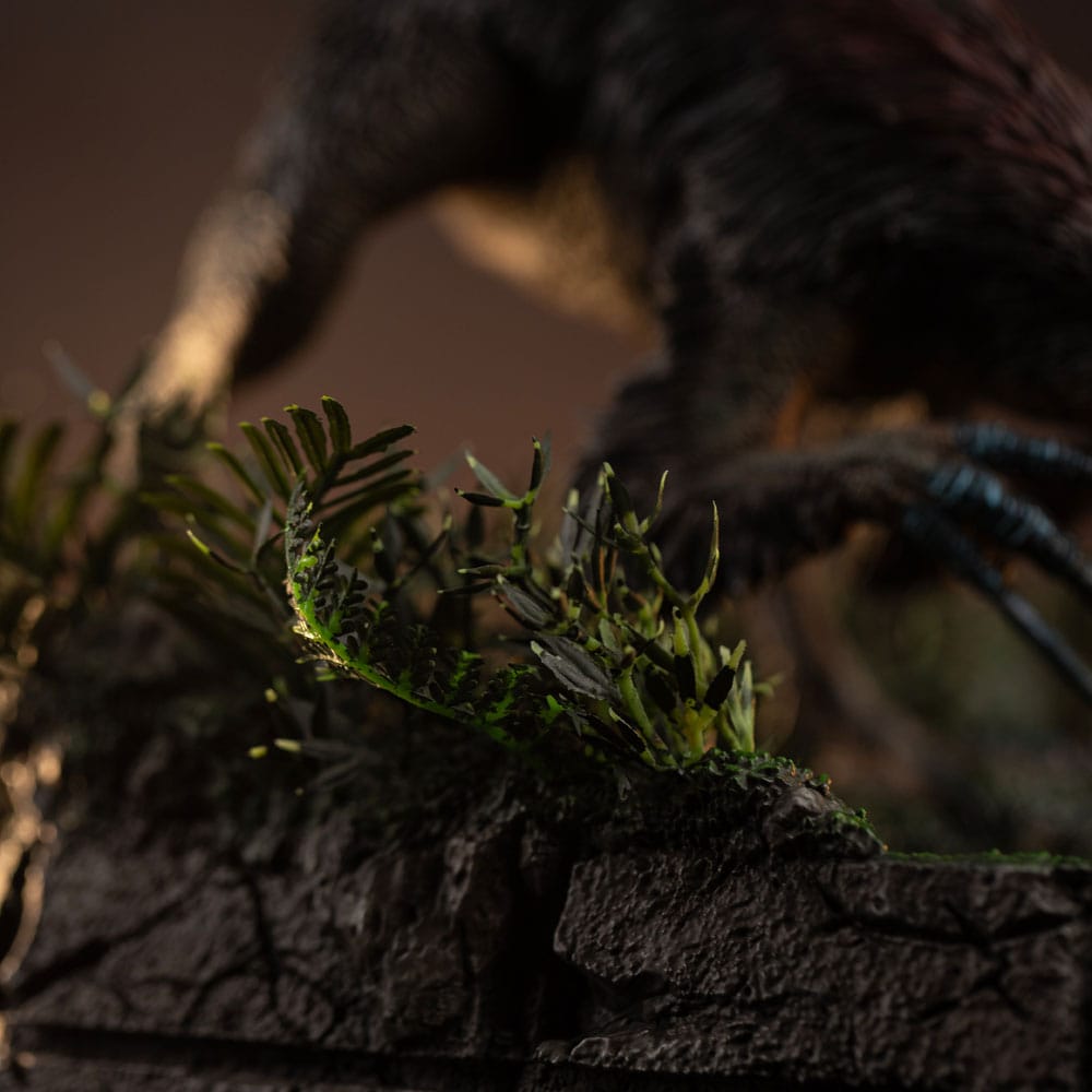Iron Studios Jurassic World Dominion Therizinosaurus 1/20 Demi Art Scale Statue