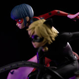 Iron Studios Miraculous Deluxe Art Scale Lady Bug And Cat Noir Signed Edition 1/10 Statue