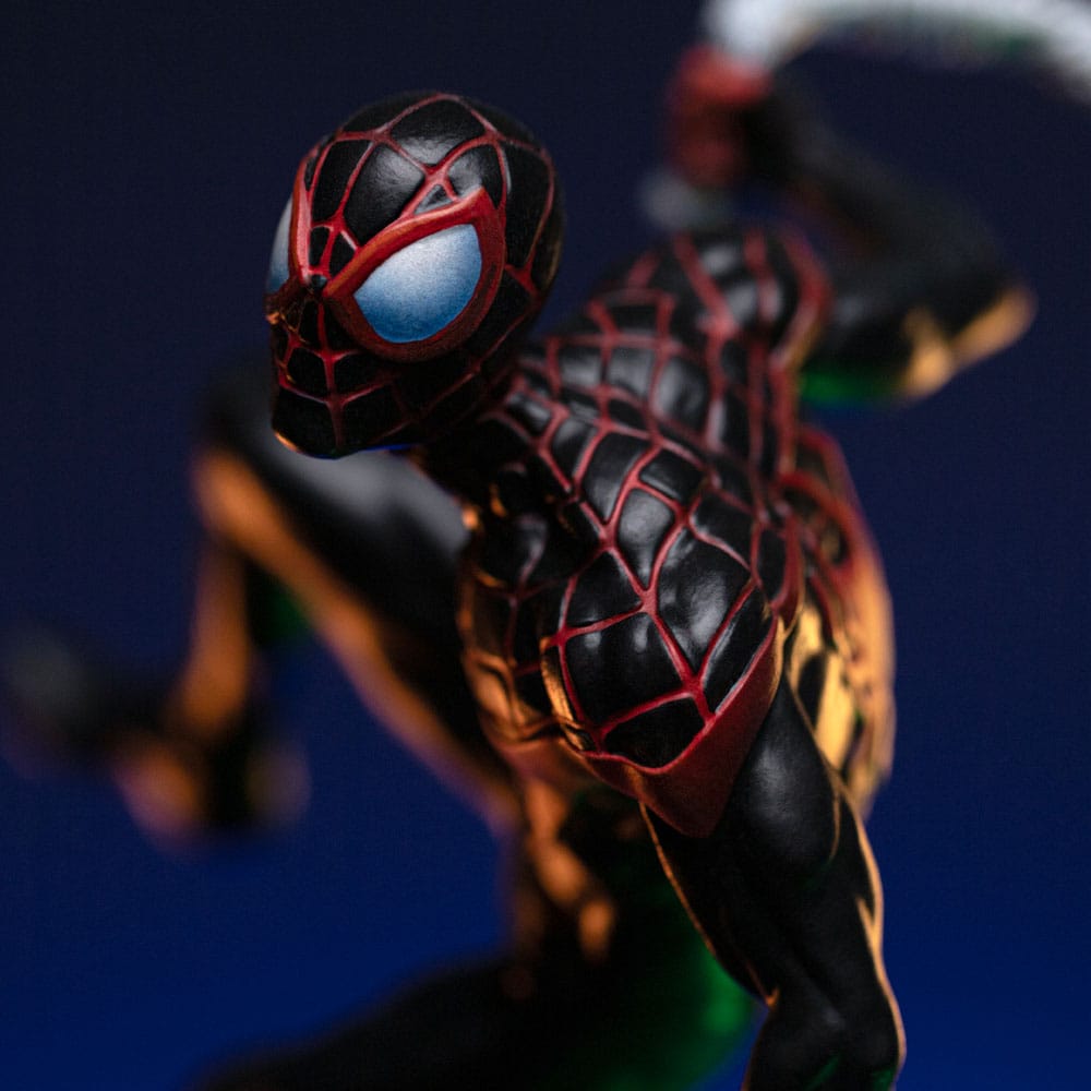 Iron Studios Spider-Man vs. Villains Miles Morales Diorama 1/10 Statue