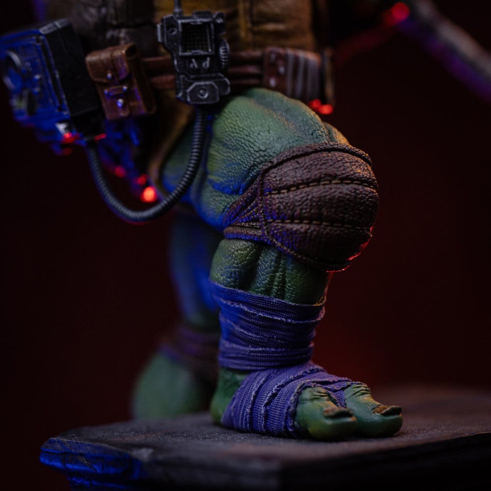 Iron Studios Teenage Mutant Ninja Turtles Art Scale Statue Donatello Unleashed 1/10 Statue