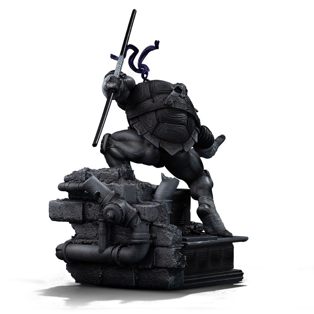 Iron Studios Teenage Mutant Ninja Turtles Donatello Black and White Exclusive 1/10 Statue