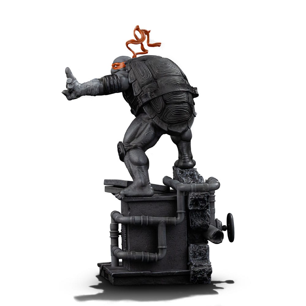 Iron Studios Teenage Mutant Ninja Turtles Michelangelo Black and White Exclusive 1/10 Statue
