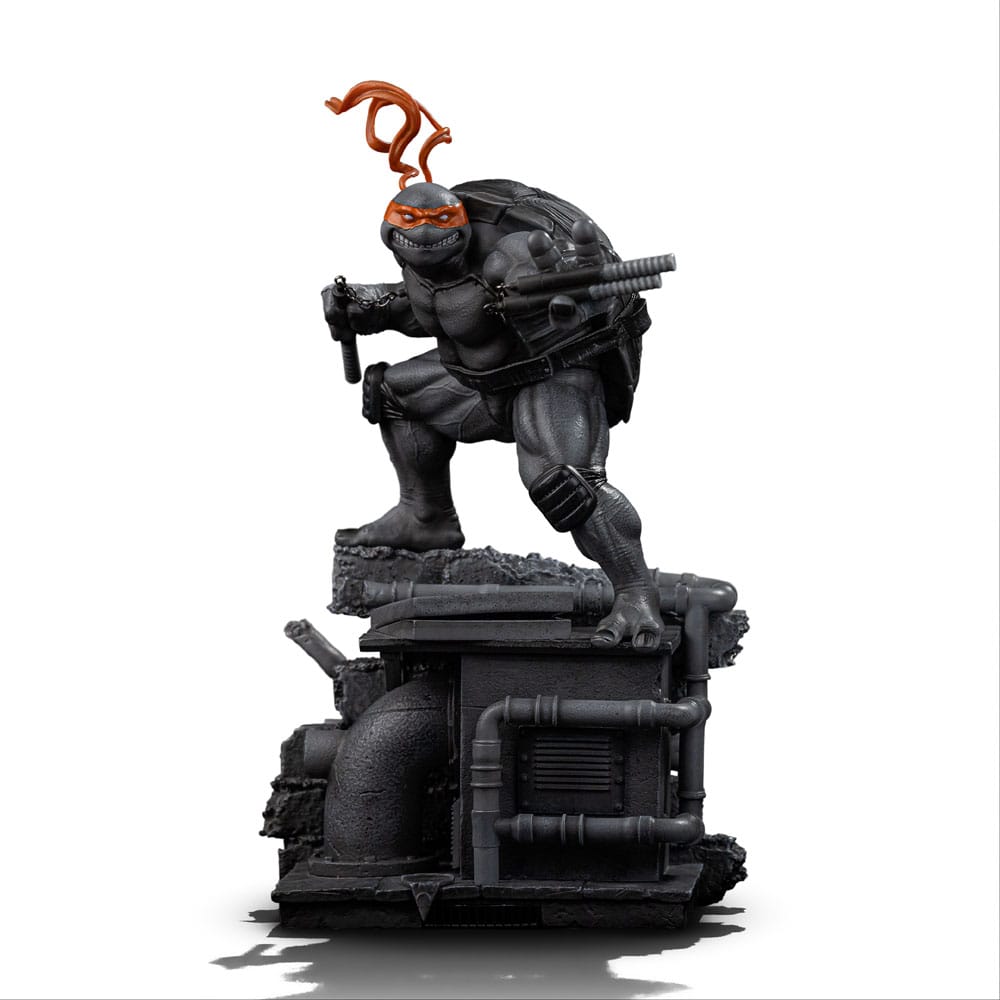 Iron Studios Teenage Mutant Ninja Turtles Michelangelo Black and White Exclusive 1/10 Statue