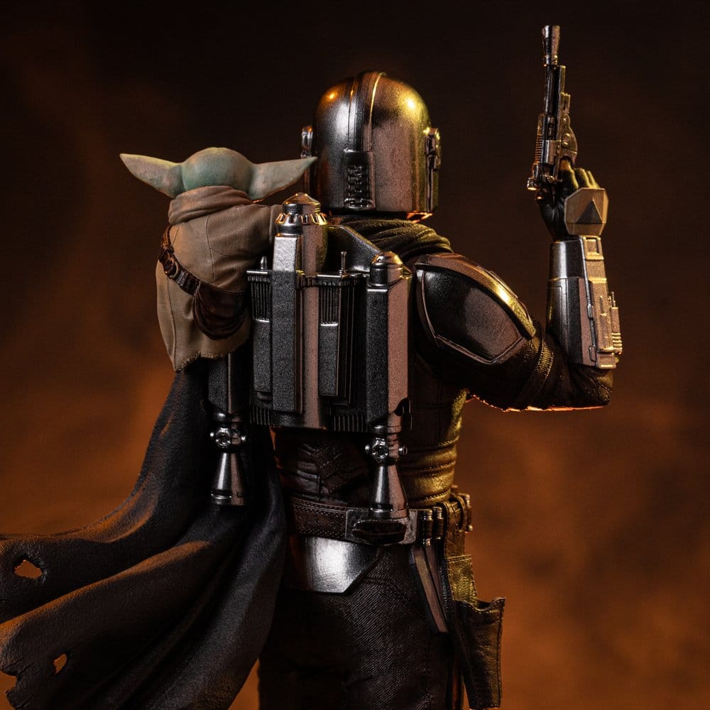 Iron Studios The Mandalorian & Grogu Art Scale The Mandalorian & Grogu 1/10 Statue