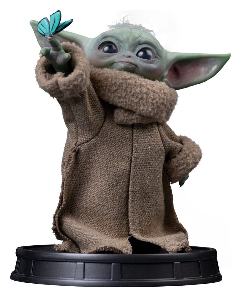 Iron Studios The Mandalorian & Grogu - Grogu Butterfly Wonder Collection Statue