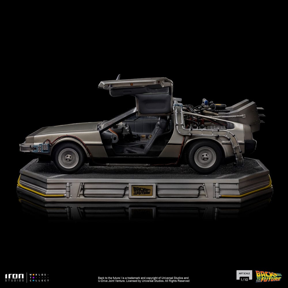 Iron Studios Zurück in die Zukunft DeLorean Art Scale 1/10 Statue