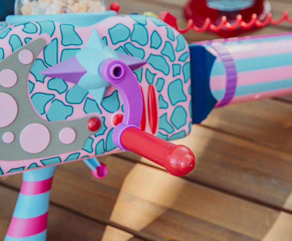Killer Klowns From Outer Space 61 cm 1/1 Popcorn Bazooka Prop Replik