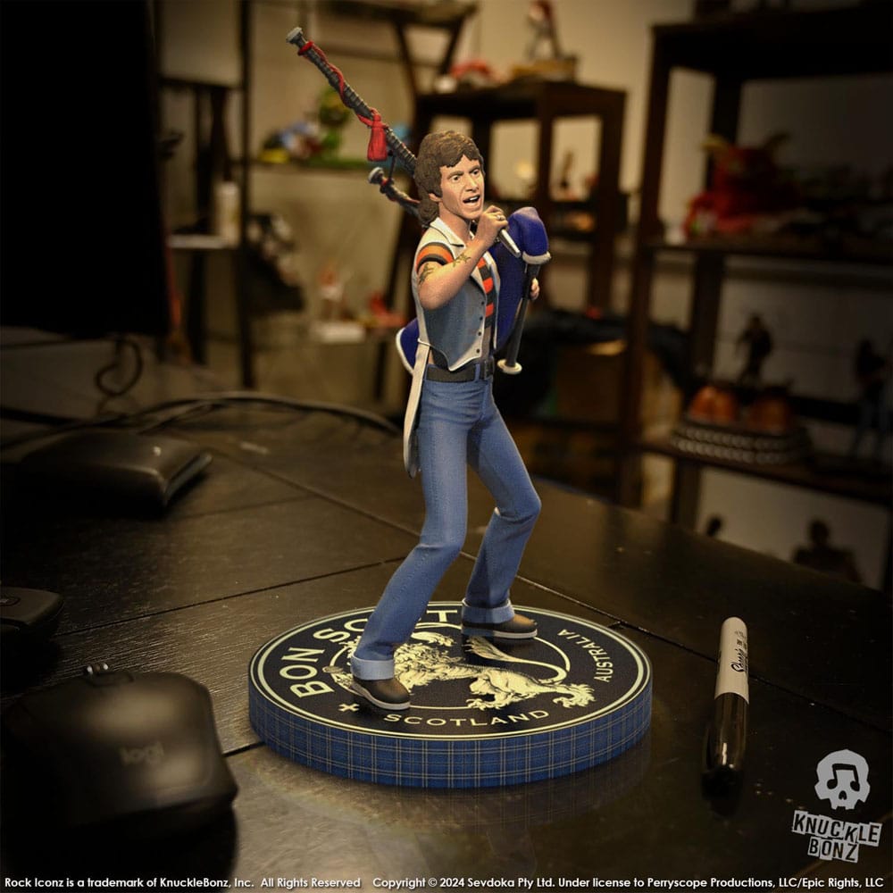 Knucklebonz AC/DC Bon Scott II Rock Iconz Statue