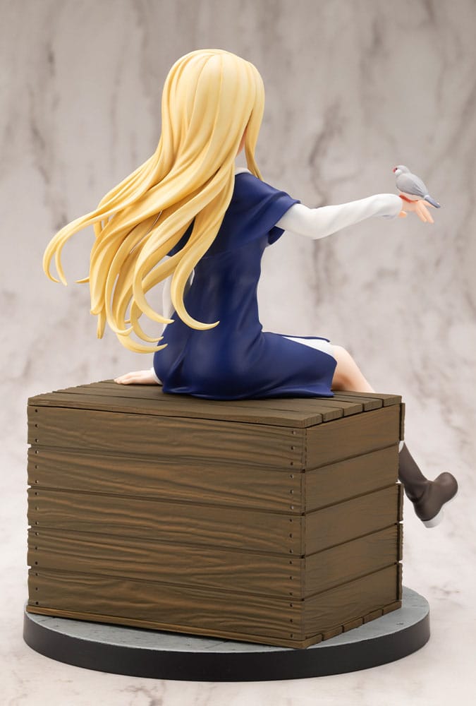 Kotobukiya Sasaki and Peeps Elsa 1/7 Statue