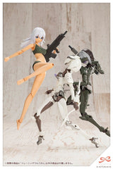 Kotobukiya Sousai Shojo Teien Training Wolf Plastic Model 1/10 Kit