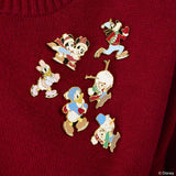Loungefly Mickey & Friends Winter Activities Blind Display (12) by Loungefly Ansteck-Pins