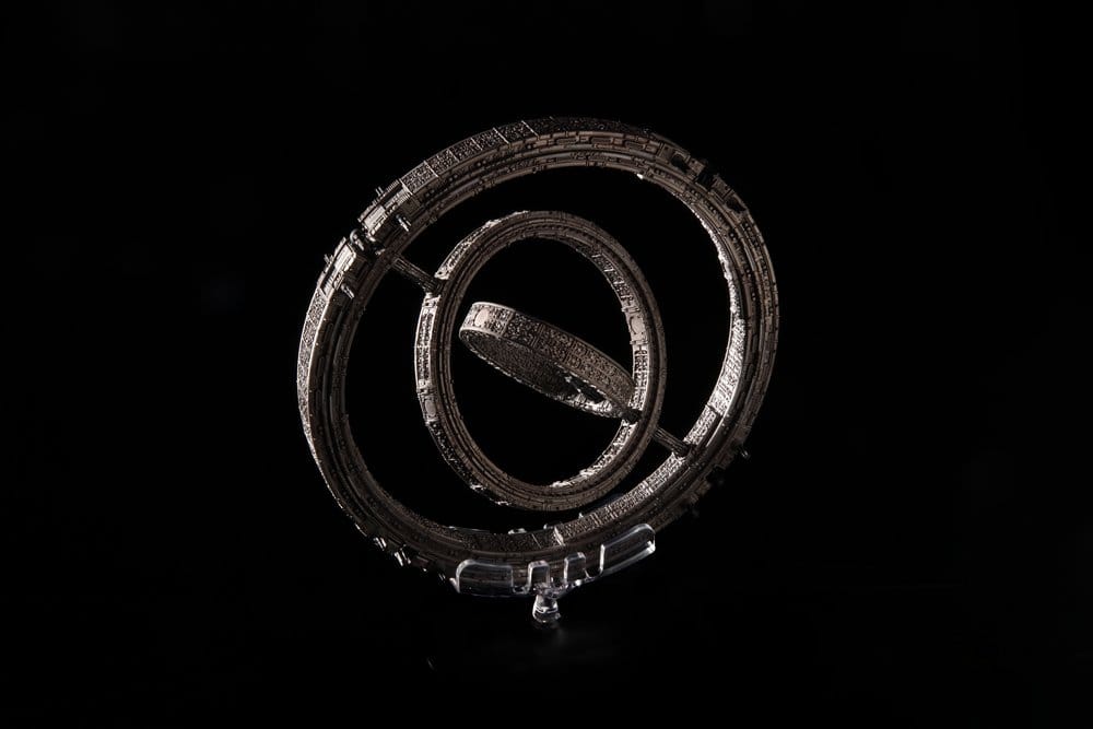 Master Replicas Foundation The Invictus Die-Cast Spaceship