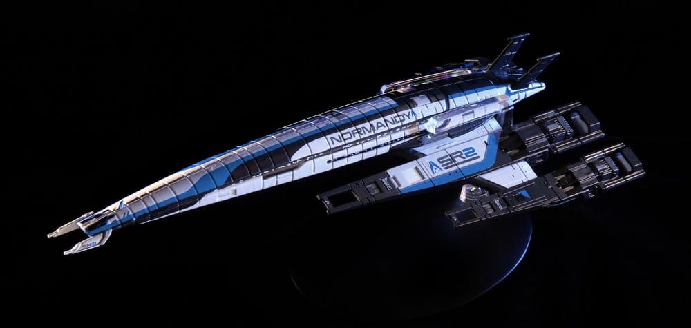 Master Replicas Mass Effect Normandy SR-2 Die-Cast